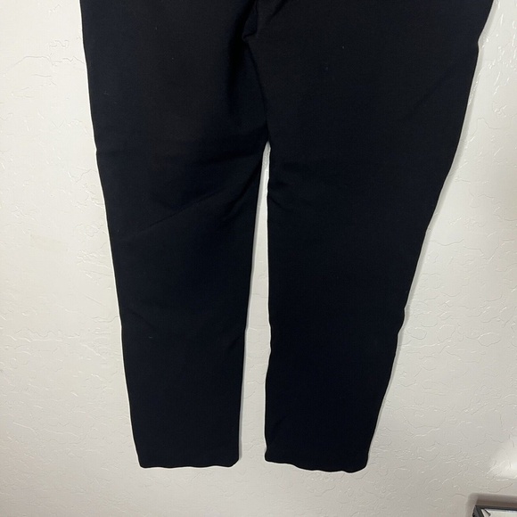 Chico's Women's Black Slimming Ankle Pull On Slacks Size 0 - Picture 6 of 8